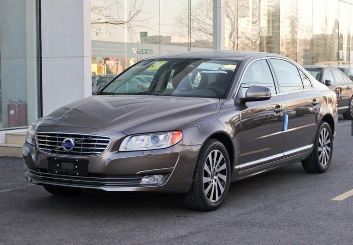 李书福换自家品牌沃尔沃S80L座驾，难道又是一波黄婆卖瓜？