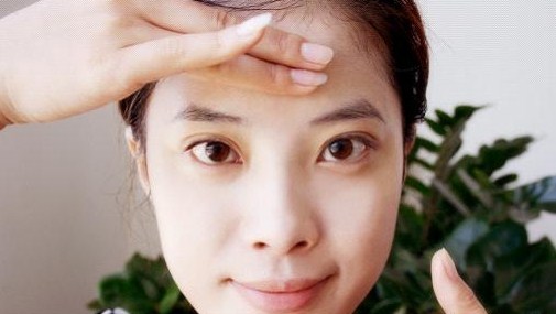 脸上过敏该怎么办,用什么护肤品都过敏咋办