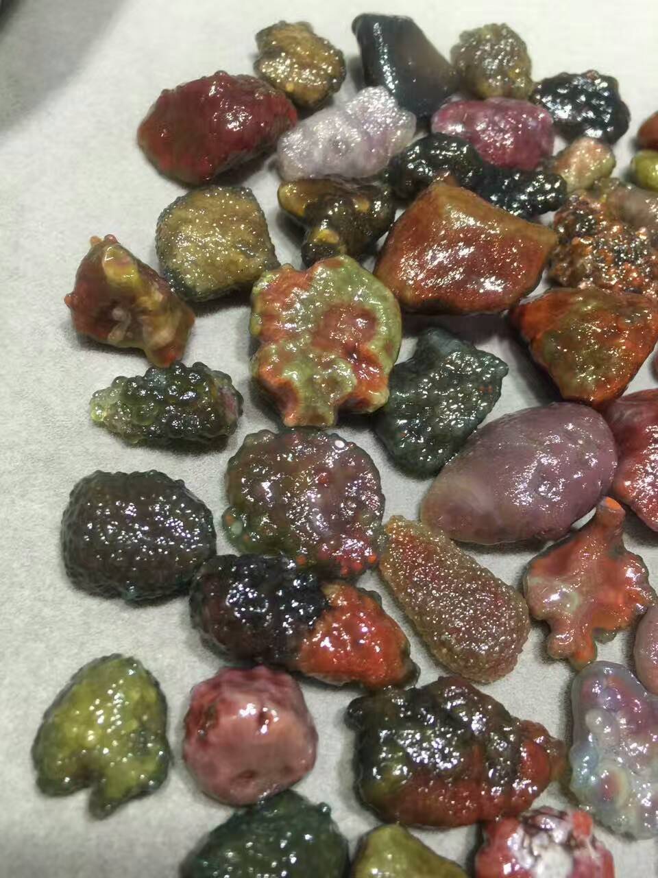 玛瑙原石的鉴别方法,玛瑙原石介绍及其鉴定方法