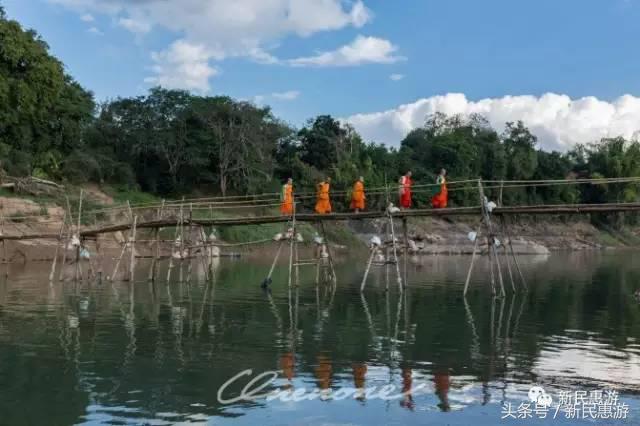 琅勃拉邦，菩提树下万人欢愉