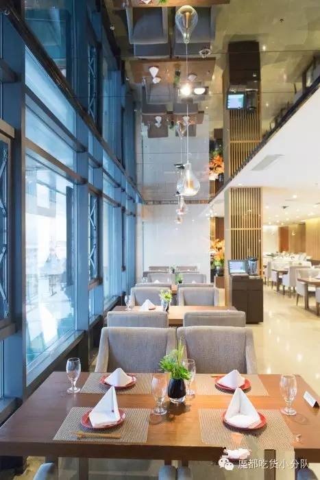 情人节应该带女朋友去哪里玩,情人节带女友去哪里玩比较好