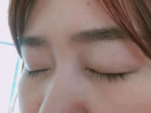 睫毛膏浓密纤长测评,kissme睫毛膏纤长还是浓密好用