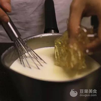 斑斓奶油泡芙,淡奶黑糖珍珠泡芙