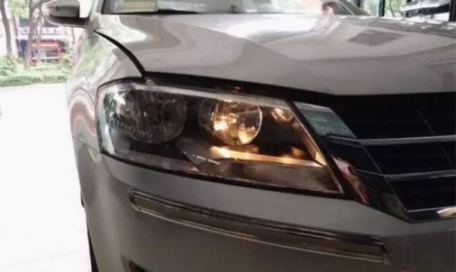 大灯不够亮换灯泡有用吗,车灯不够亮换个灯可以吗