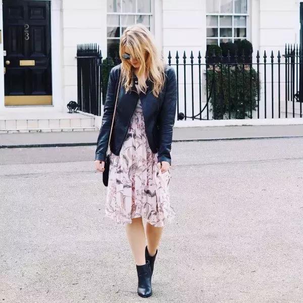 小more说：在英国的同学看过来，你的代购生涯可以开始了~