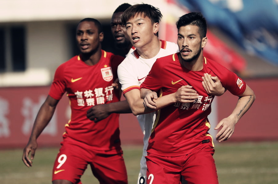 辽足后卫,辽足阿萨尼任意球