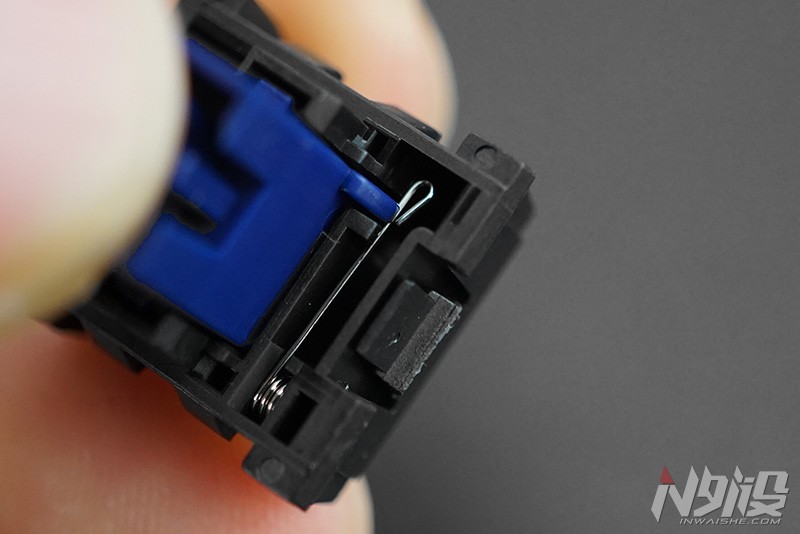 腹灵光魔键盘拆解,腹灵光魔凯华光轴机械键盘评测