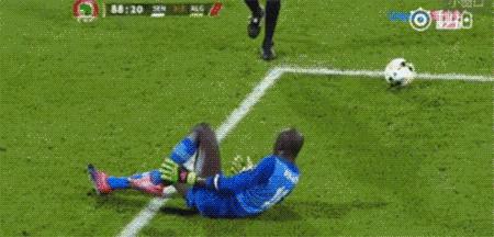 中超赛场频频“卧草”，在捡碎了一地的“节操”？