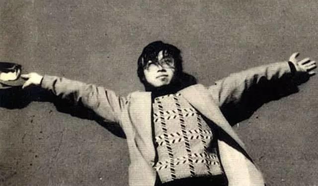 海子创作原声我和我的祖国,海子悲伤时握不住一滴眼泪