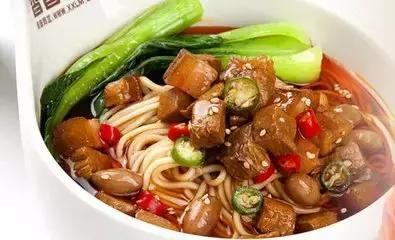 重庆城内好吃的当地餐馆,重庆城的面吃一碗少一碗