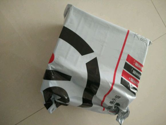 荣耀v9深度评测开箱,荣耀v9开箱图