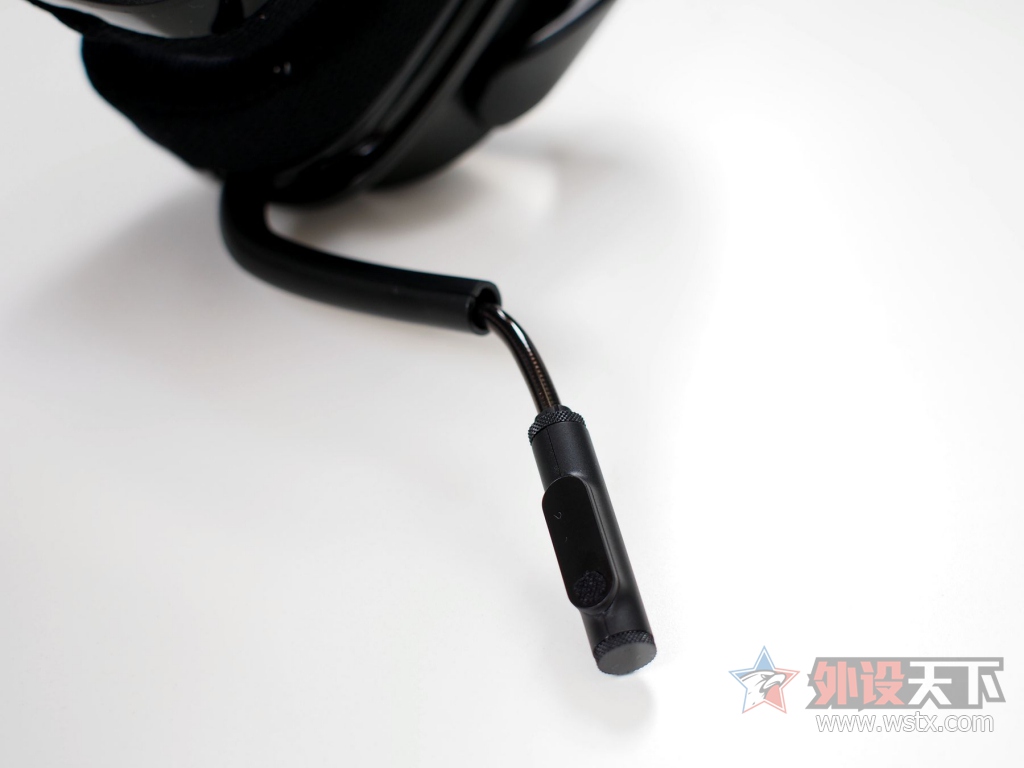 罗技g633与g633s耳机测评,罗技耳机g633和g933差别