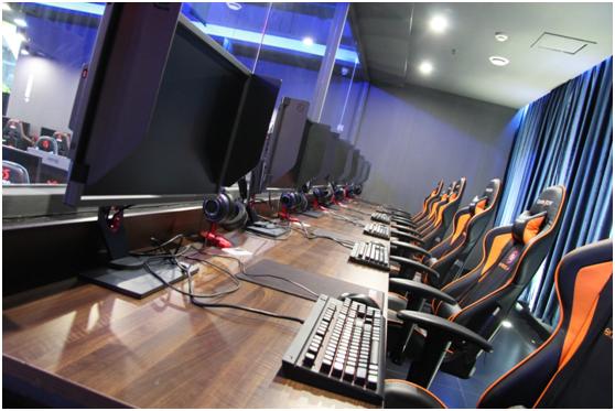 OW城市争霸赛再引热捧B5电竞馆成玩家朝圣地