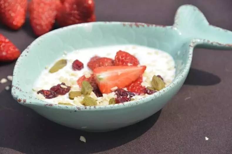 什么！我没听错吧！1元就能吃到招牌菜！这家人家的生日宴也太豪气了吧！