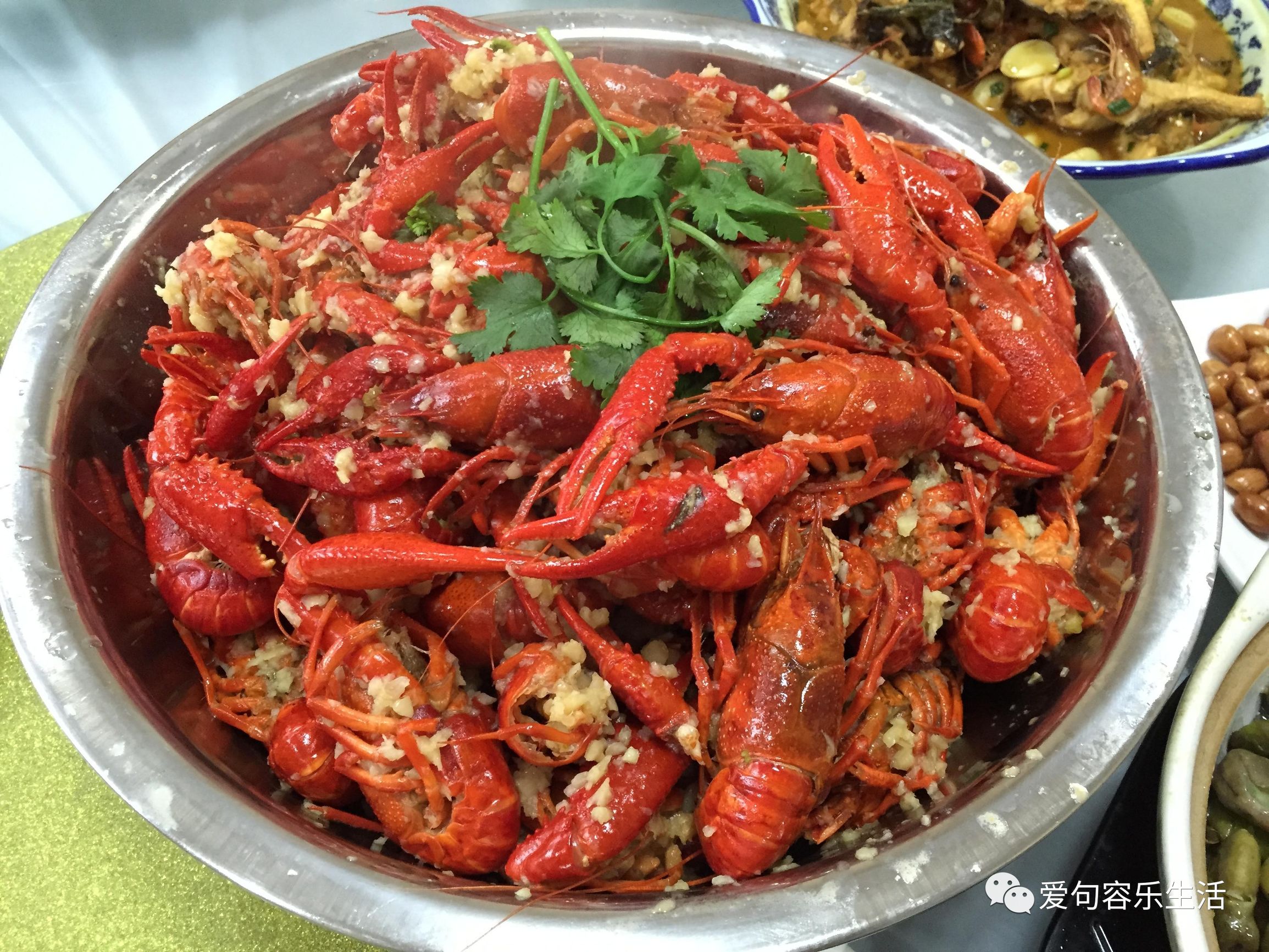 除了没钱小日子还过得很惬意,除了没钱每天都很快乐