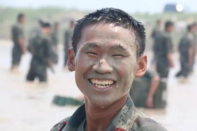 五一劳动节兵哥哥,军营五一的别样风采