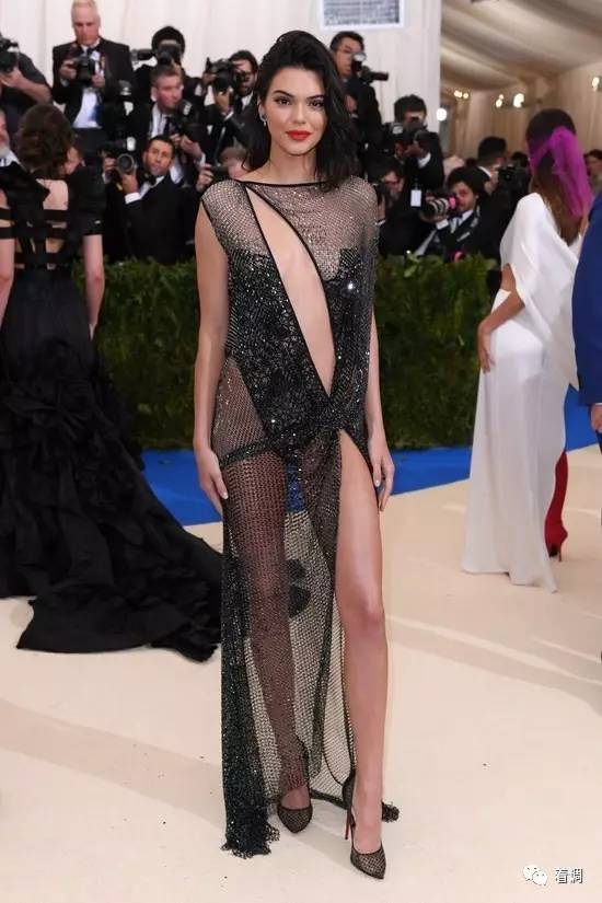 韩寒画韩红什么意思,韩寒韩红画画