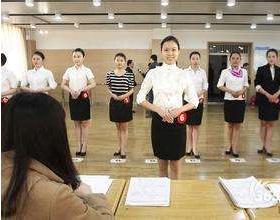 空乘怎样给乘客留下好的印象,怎么在面试时留下好印象
