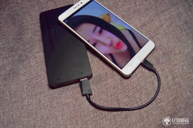 66w超级快充移动电源测评,唯快不破