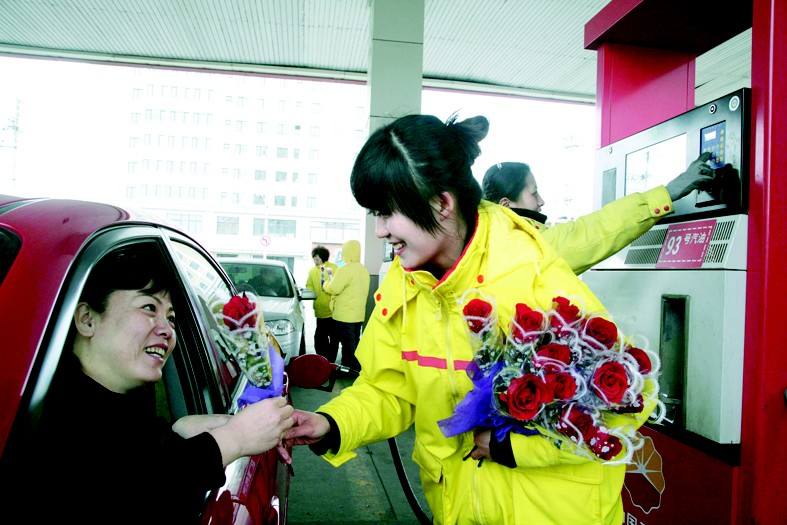 加油站万事俱备，“客户开发”这股东风如何做？