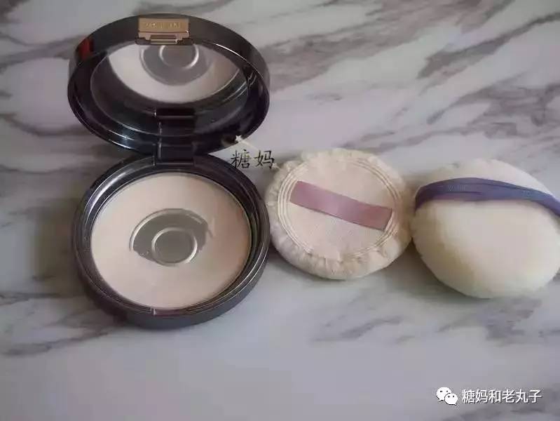 夏天用什么粉饼不脱妆,轻薄补妆粉饼推荐