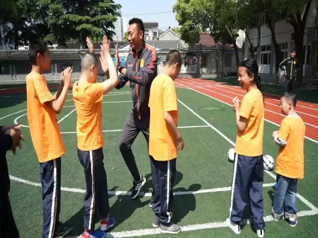 小球大爱公益足球赛,小球大爱公益联赛龙山站