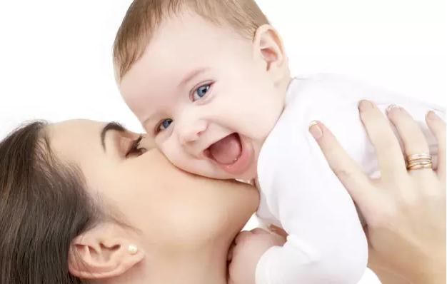 婴儿屁股上有红点怎么办,婴儿屁股上有黑刺怎么办