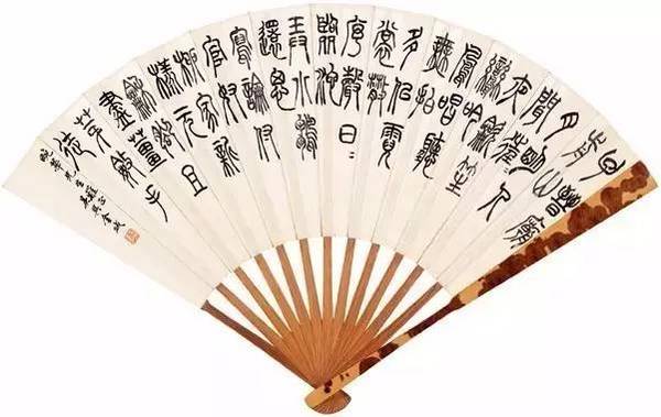 赏尽天下扇,方觉湘妃美