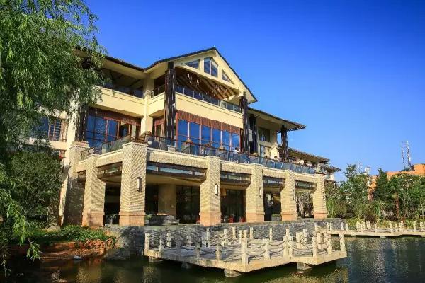 滇池度假区华邑酒店,昆明南亚之门华邑酒店