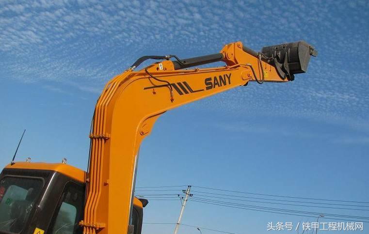 她的操控完全超出了我的想象!三一75挖掘机500小时使用报告