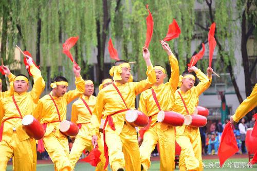 锡林南路小学2017年足球主题综合运动会向快乐出发