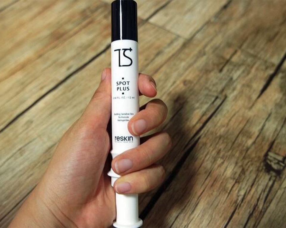 脖子后面长痘痘的原因女生,脖子后面长痘痘怎么办不疼