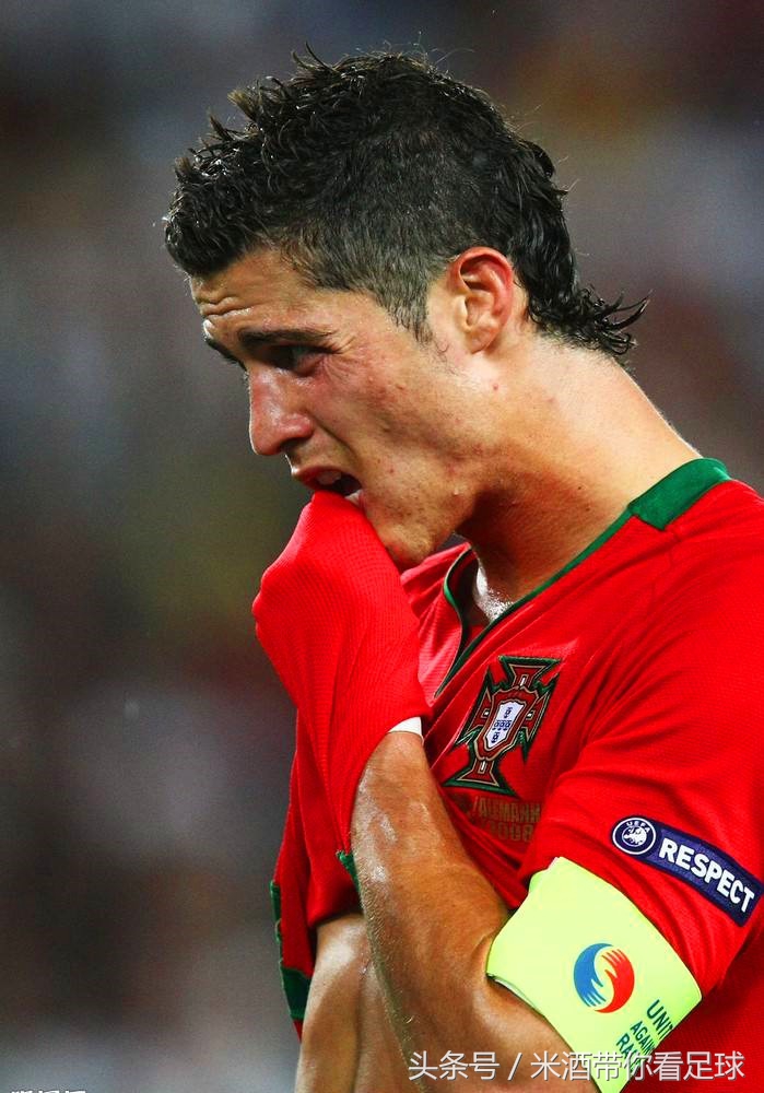 彩虹图案的队长袖标,队长袖标用什么代替