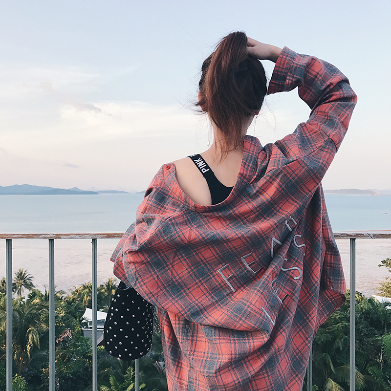 一件文艺的衬衫也能搭出高级感,超舒服的文艺范花衬衫