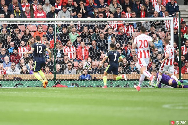 英超斯托克城vs曼联,英超第25轮埃弗顿1-3负于狼队