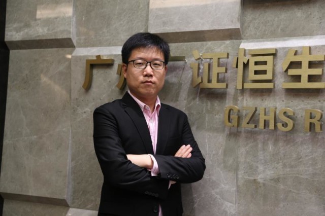 业绩大爆发的概念股,净利润大增13.8倍的科技股