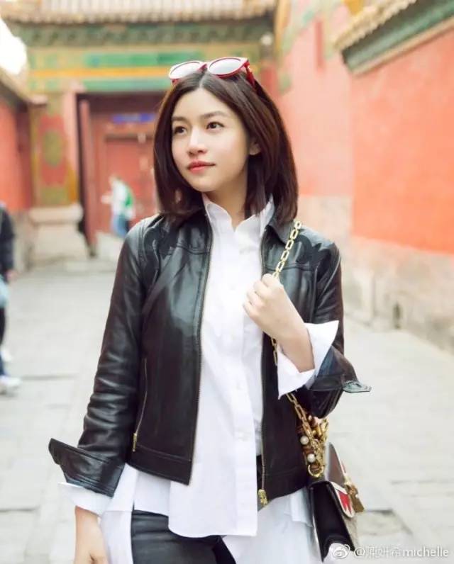 Madam问答室丨20岁眼霜，鹅蛋脸墨镜，上妆卡粉，平价修容盘，化眼线进眼睛