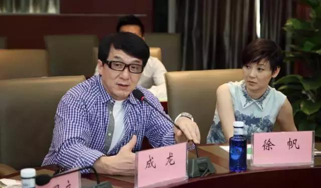 这所颜值逆天的学校，不仅是剧组常驻地，连教授都是国内一线明星