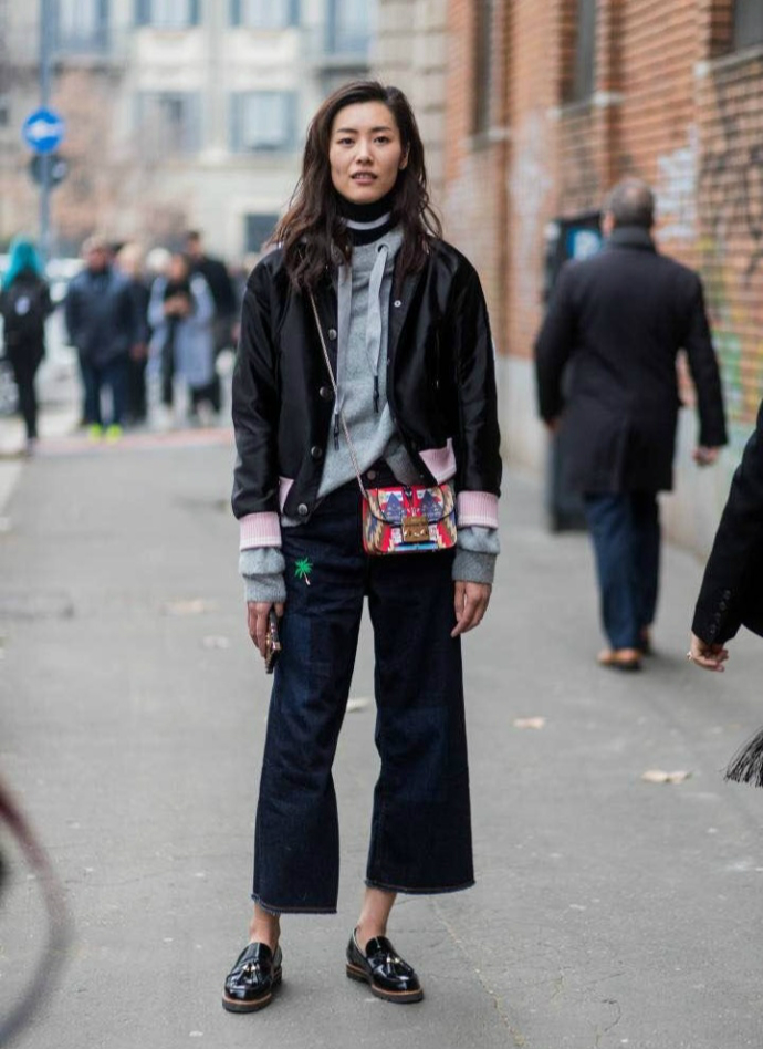 鑺欐媺鐖嗘,鑺欐媺鍒橀洴鍚屾