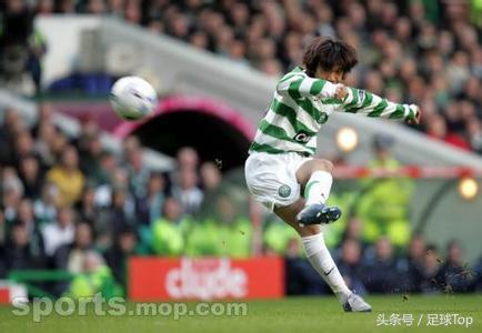 他是不输小贝的任意球大师，可打中蛋糕射中移动车窗！