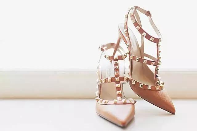 今年最好卖的鞋,zara和hm鞋哪个好看