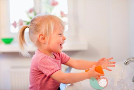 小孩肚子里有蛔虫主要表现在哪里,小儿肚子有蛔虫会比较瘦小吗