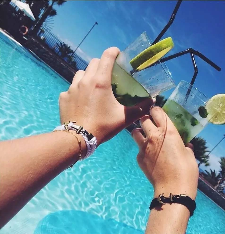 要想秀恩爱穿情侣装是一种好方法,如何优雅地穿情侣装