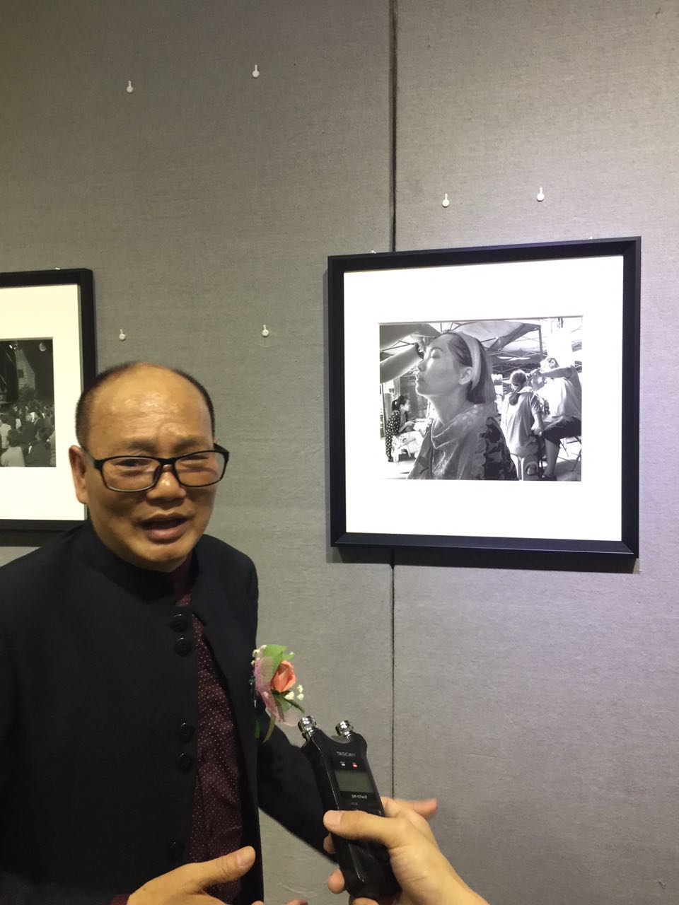 一辈子一本书，这位影匠有颗匪石之心