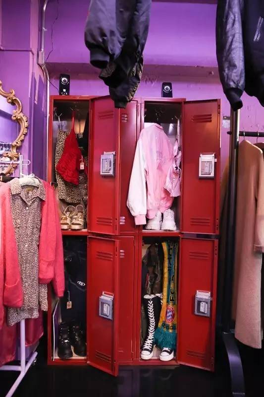 潮人好看衣服店铺推荐,现在潮人去哪里买衣服便宜