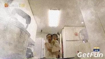 冲壳子｜八一八“妈妈是超人”之前，都挖过哪些坑坑？