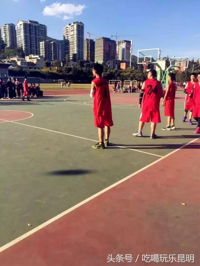 再见了龙狮城,再见了八年级