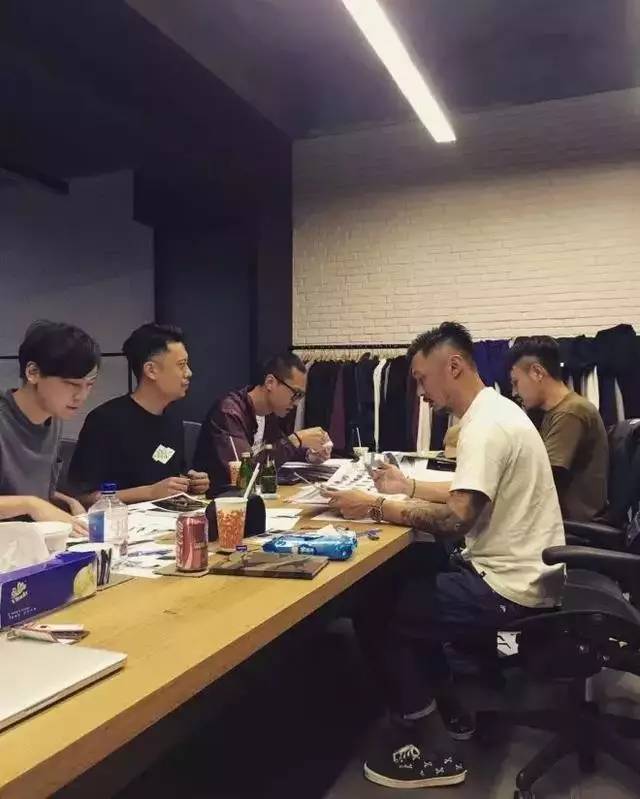 这双超屌VANS你肯定没穿过吧！