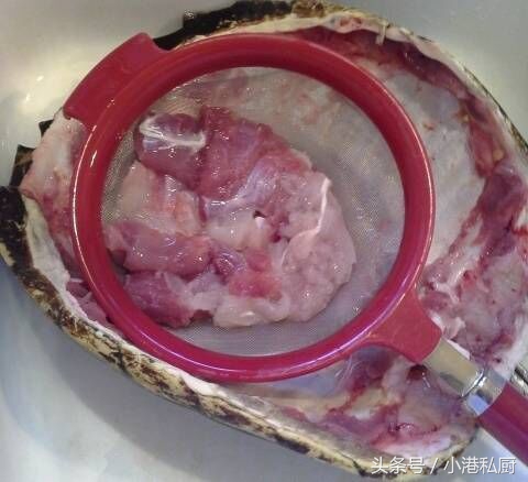 一家美国网站上关于“鳄龟”的做法，看了你还会放生吗？