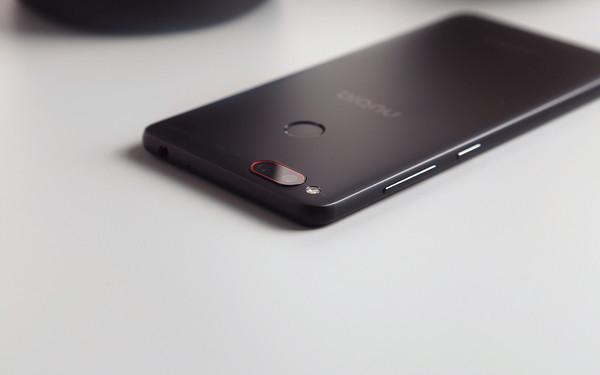 娱乐圈各个明星的代言手机,各种明星代言的各款手机